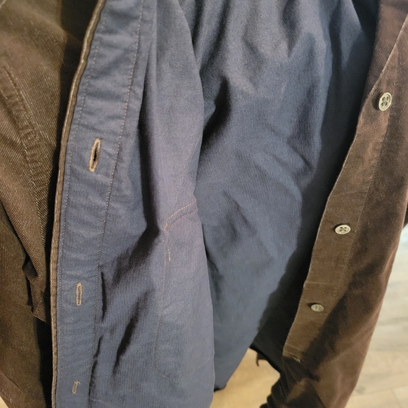 Ann Mashburn ladies corduroy button up top XL - Picture 5 of 5